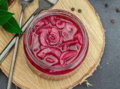 Comment préparer des oignons marinés bourrés de probiotiques et de prébiotiques pour ton microbiote. Comment préparer des oignons marinés bourrés de probiotiques et de prébiotiques pour ton microbiote.